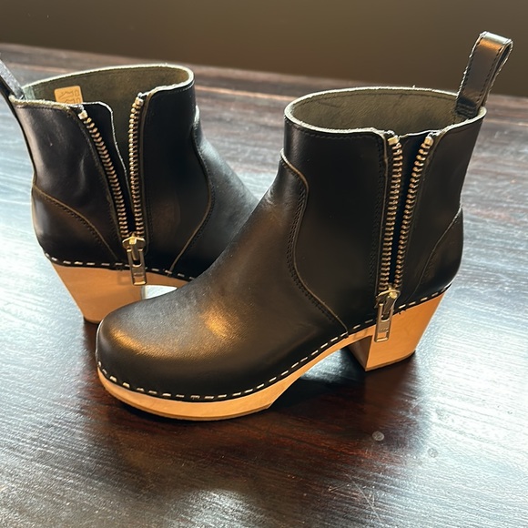 Swedish Hasbeens Zip it Emy Zipper Ankle Boot - Picture 2 of 5